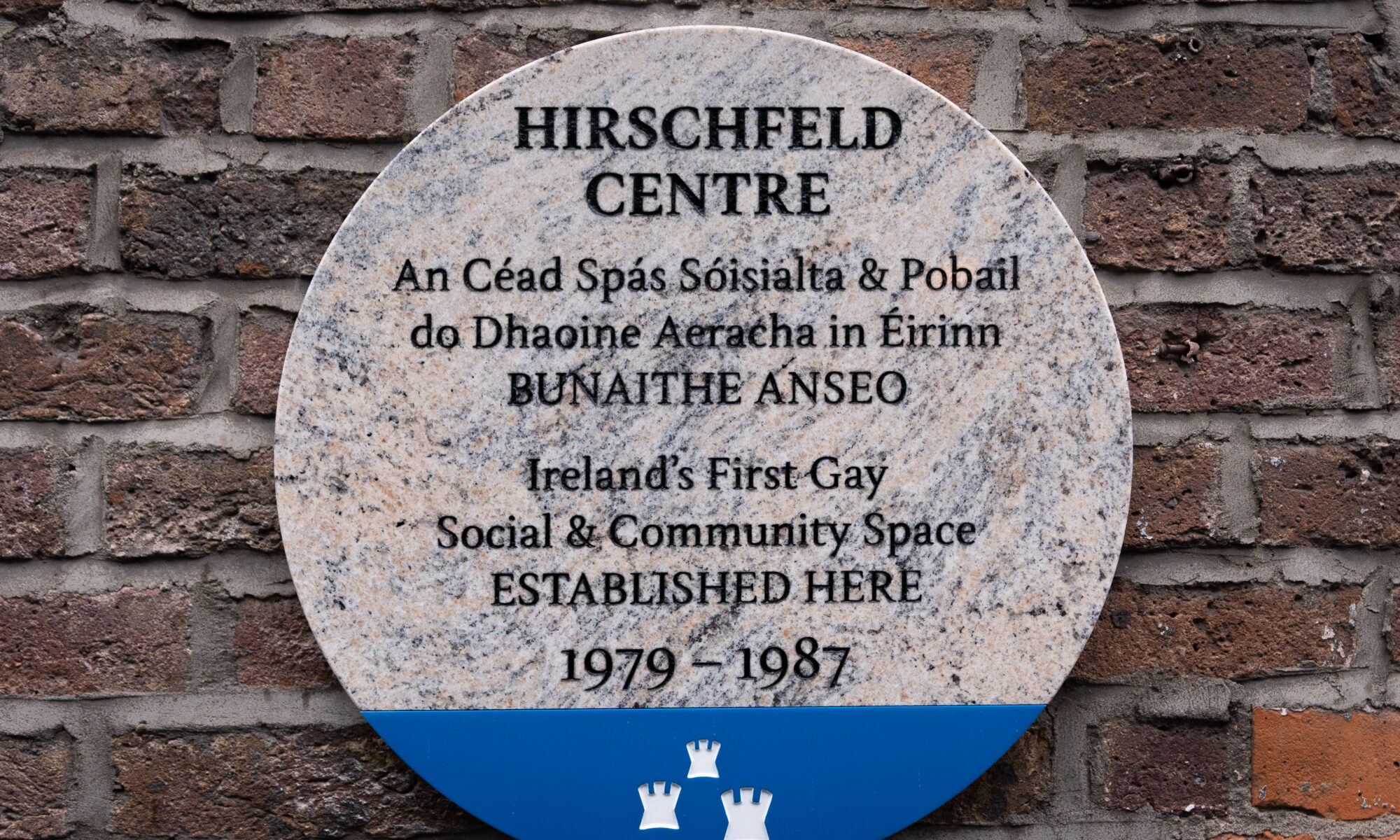 Photograph of a plaque commemorating the Hirschfeld Centre in Temple Bar, Dublin.